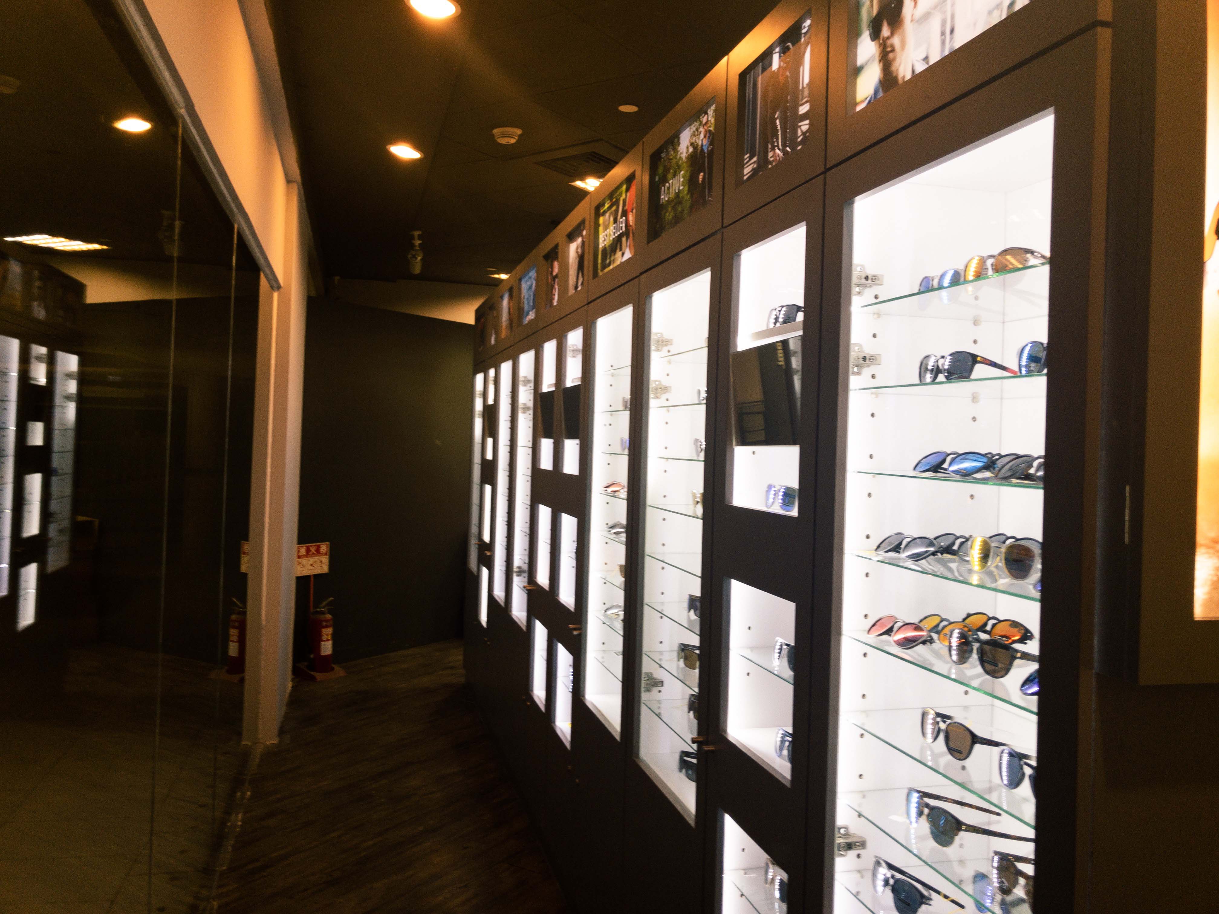 宗霖建築設計工程 宗霖建築設計 宗霖設計 宗霖 TL Design Build Corporation 單車喜客Oakley百貨公司櫃位 高雄夢時代