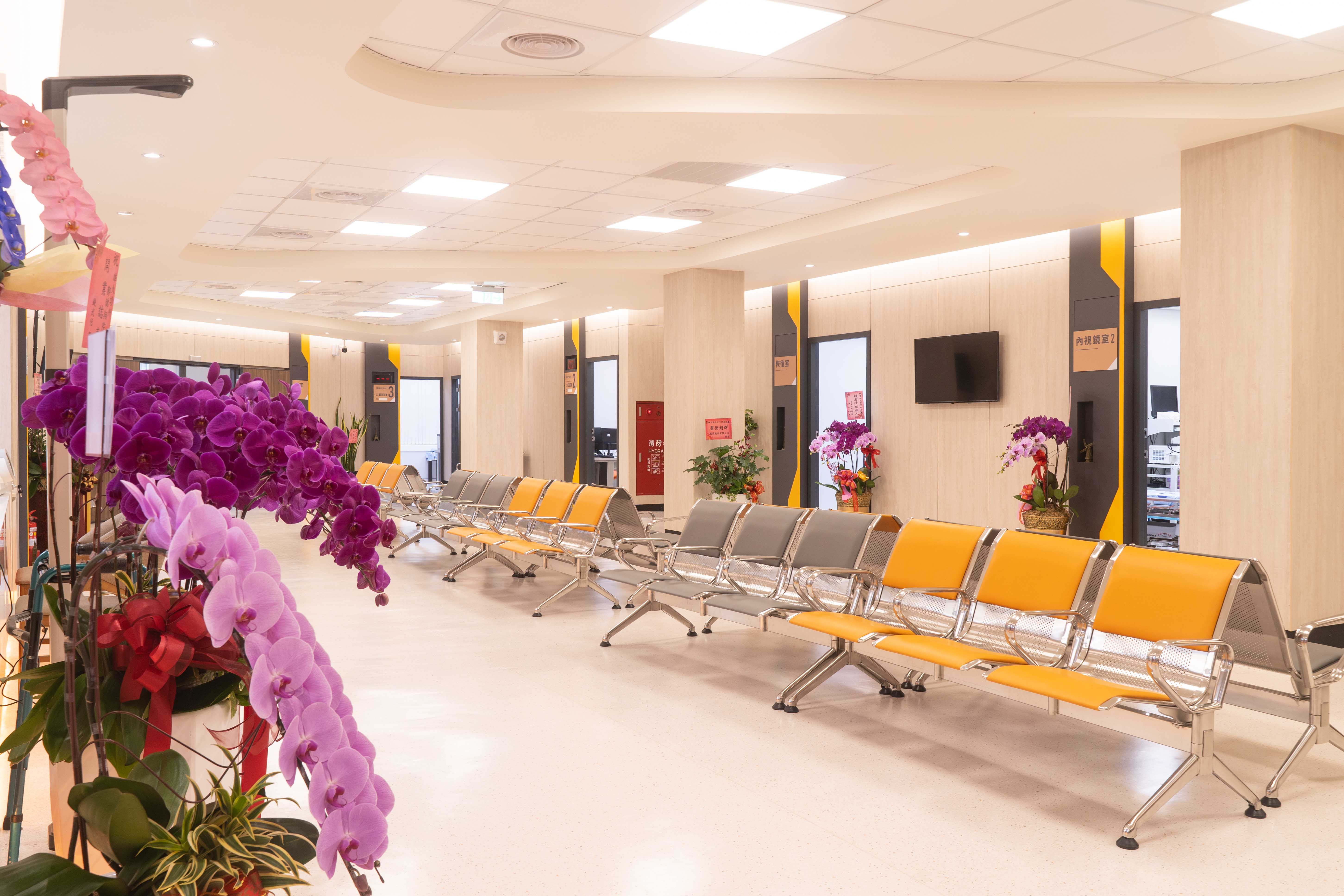 宗霖建築設計工程 宗霖建築設計 宗霖設計 宗霖 TL Design Build Corporation 高雄市新興區雄大診所聯合門診中心 2樓候診區