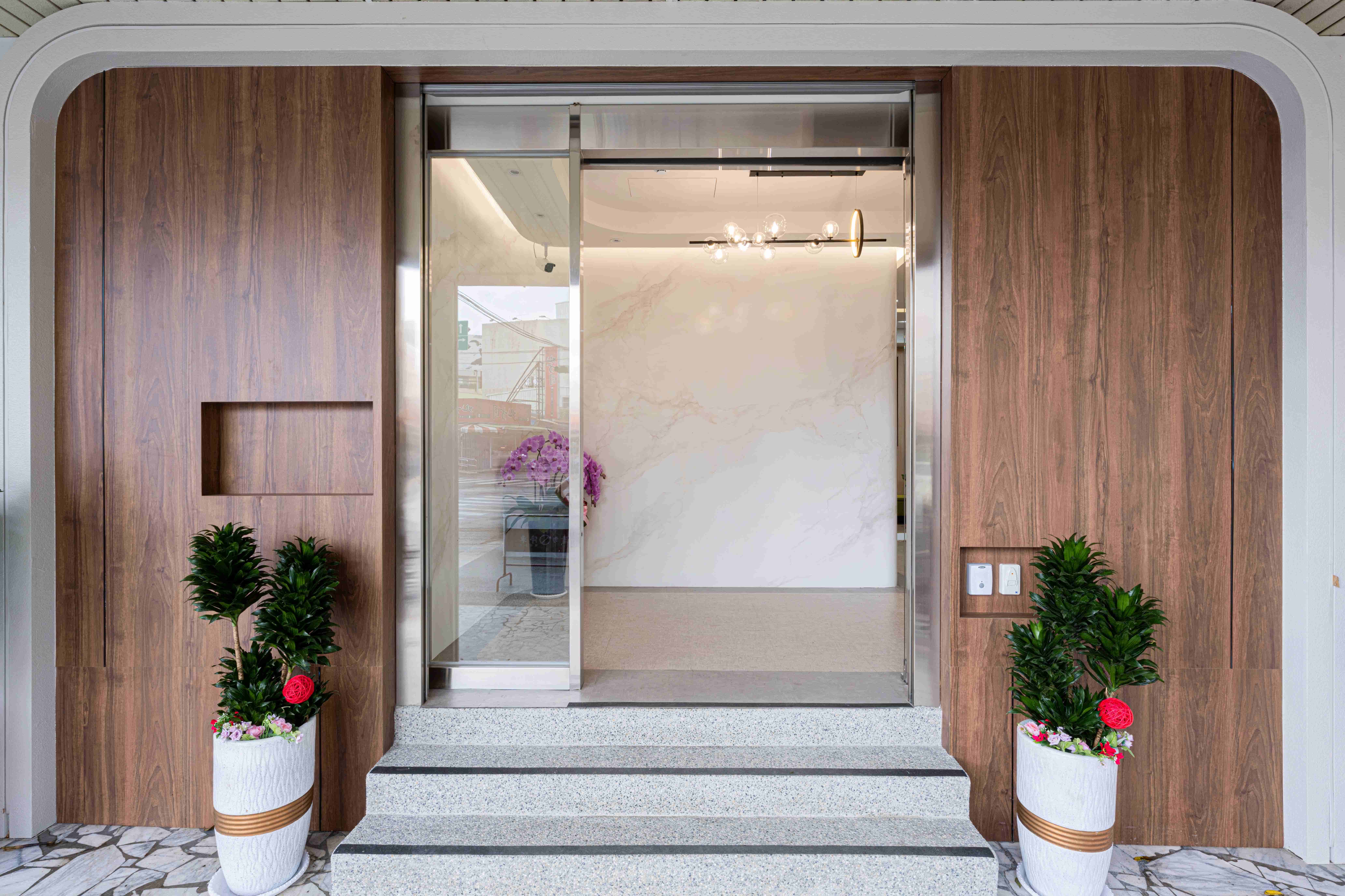 宗霖建築設計工程 宗霖建築設計 宗霖設計 宗霖 TL Design Build Corporation  旗山聖星診所 門面