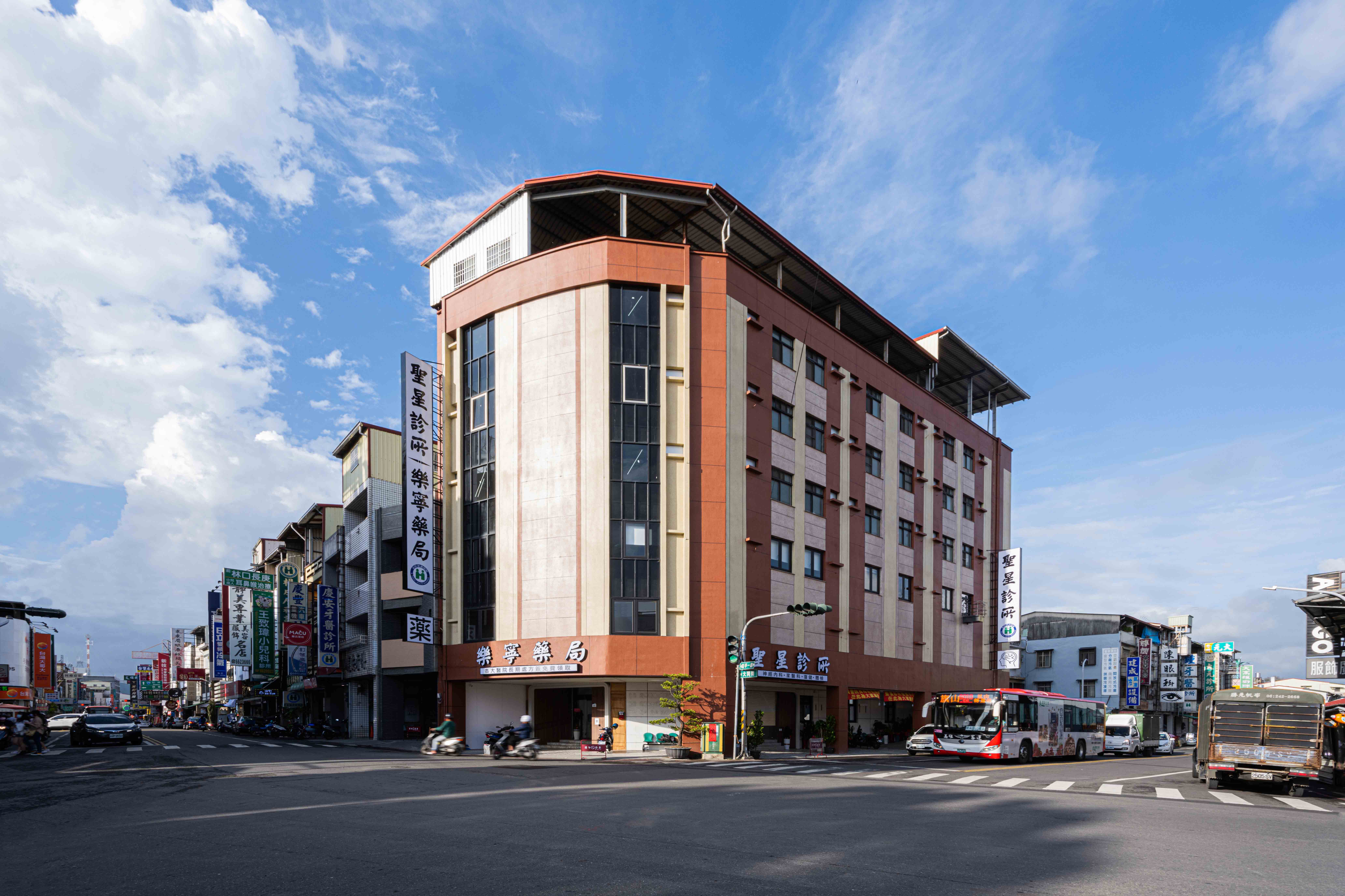 宗霖建築設計工程 宗霖建築設計 宗霖設計 宗霖 TL Design Build Corporation  旗山聖星診所 外觀